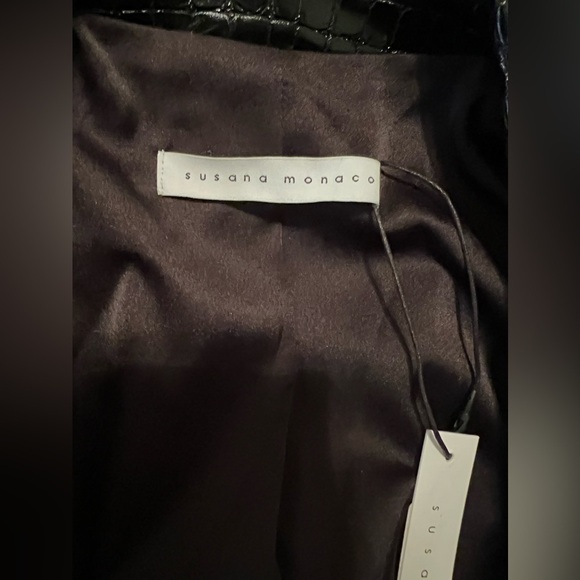 Susana Monaco Black Crocodile embossed single breasted blazer size Small, NWT - Picture 9 of 13